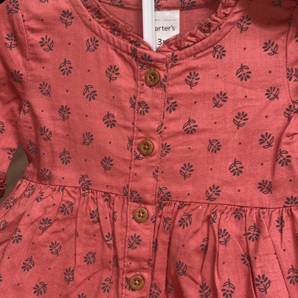 New 2pc Carters Outfit - Picture 6 of 6